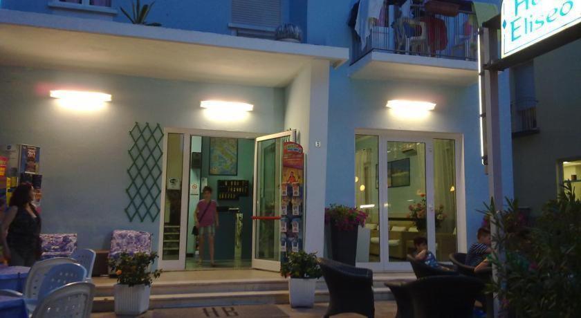 רימיני Hotel Eliseo מראה חיצוני תמונה